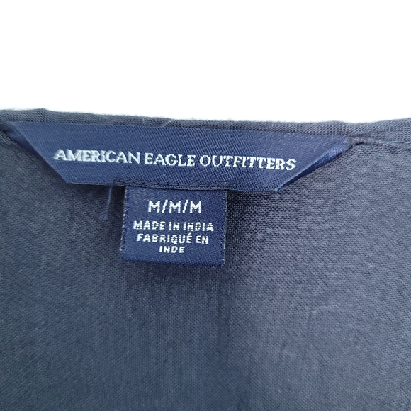 AMERICAN EAGLE WOMEN'S Floral Embroidered Bell Sleeve Boho Top MEDIUM - Picture 2 of 16